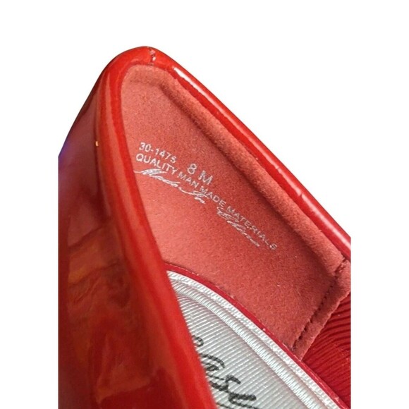 Easy Street Pointe Dress Pumps Slip-On Pumps Mid Heel Red Patent 30-147S Size 8M - Picture 8 of 8